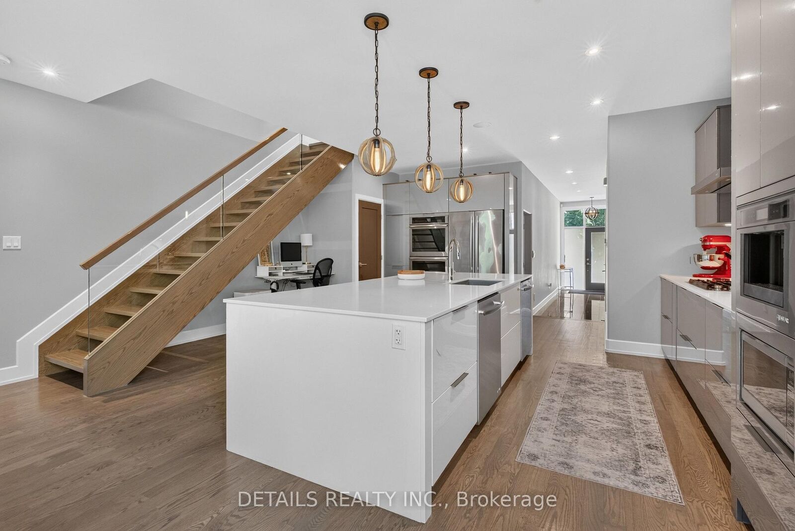 Property Photo: 296 Kirchoffer Avenue ON K2A 1Y2