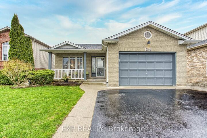 Property Photo:  7192 Kelly Drive  ON L2H 3K1 