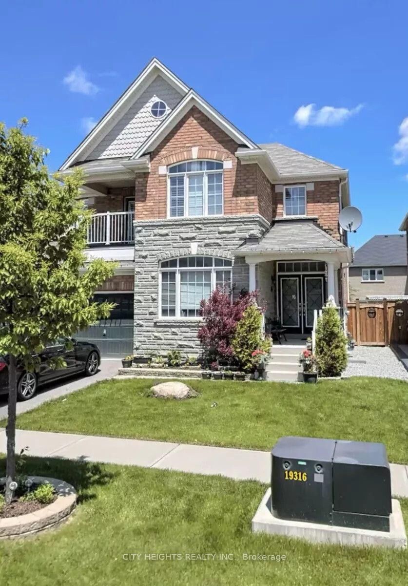 Property Photo:  7 Villanova Road 3  ON L6Y 2Z4 