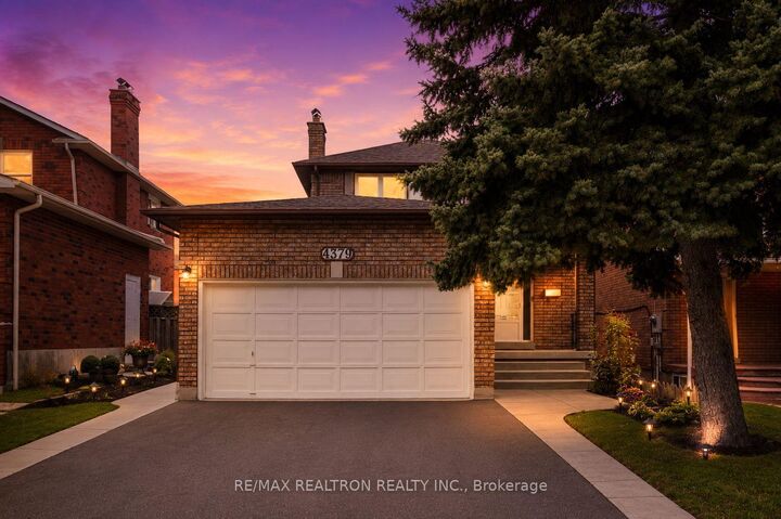 4379 Radisson Crescent — photo 1