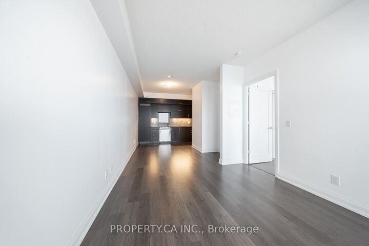 Photo de la propriété:  5 Sheppard Avenue E 4221  ON M2N 7J6 