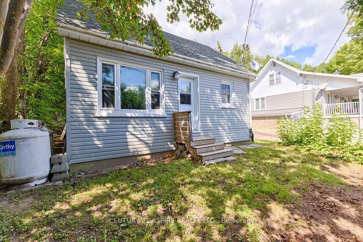 Property Photo: 168 Bonnechere Street E ON K0J 1T0