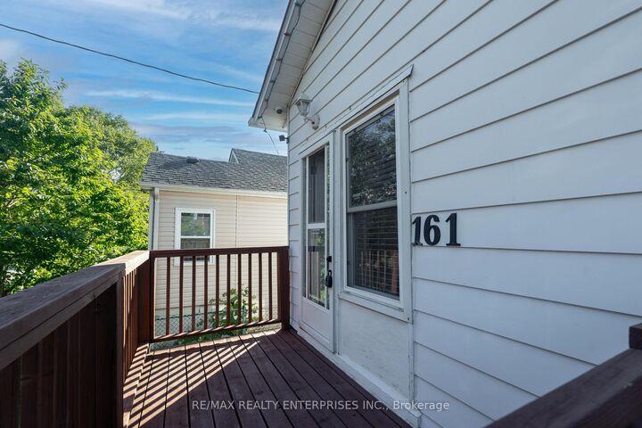Property Photo: 161 Angelene Street ON L5G 1X1