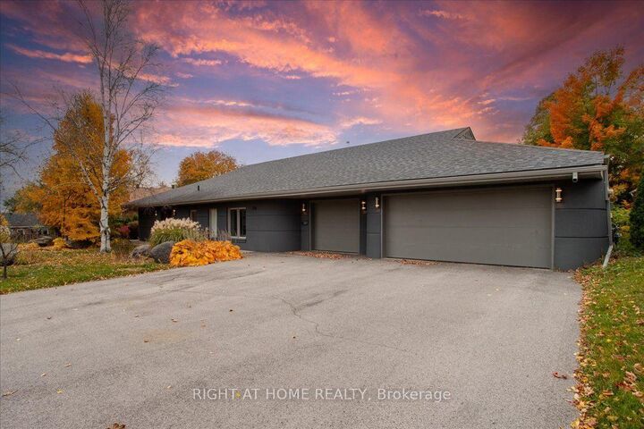 Property Photo: 88 Cook Street ON L4M 4G6