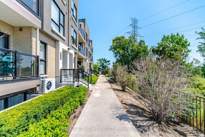 Property Photo: 515 Kingbird Grove 233 ON M1B 5R7