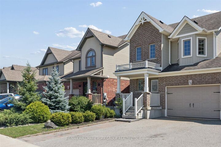 Property Photo: 132 Banting Crescent ON L0M 1B6