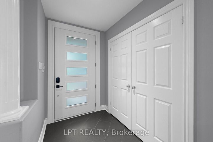 15 Spalding Avenue — photo 1