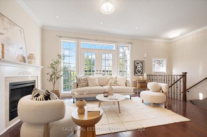 19 Roseberry Road — photo 1