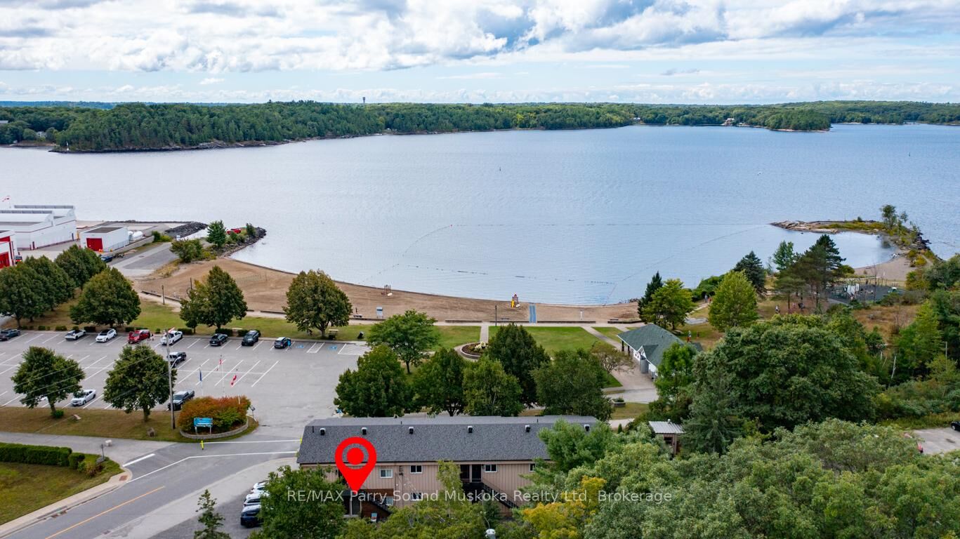Property Photo:  21 Prospect Street 4  ON P2A 2B5 