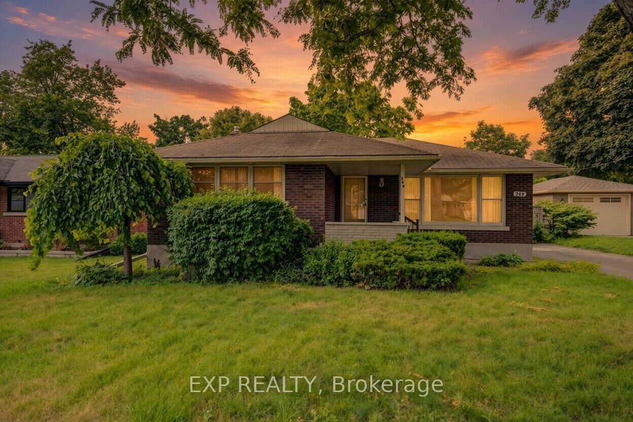 Property Photo:  244 Royal Street  ON N2J 2J2 