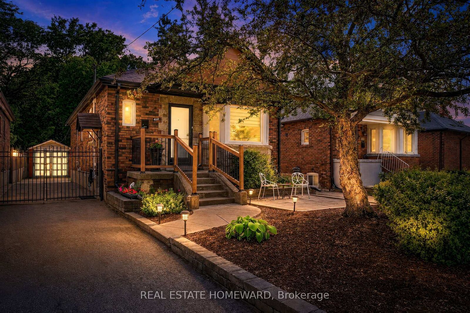 Property Photo:  413 O'Connor Drive  ON M4J 2W4 