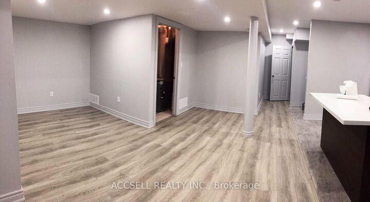 Property Photo:  137 Castan Avenue Basement  ON L3R 4R9 