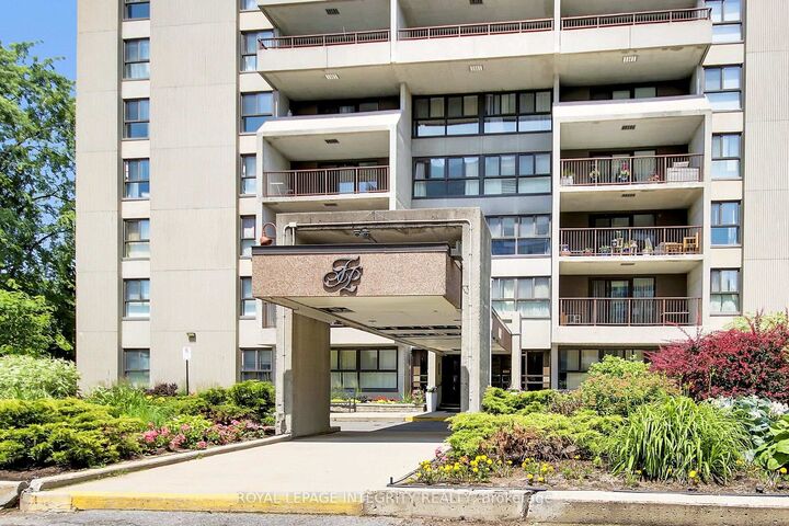Property Photo:  1785 Frobisher Lane 2701  ON K1G 3T7 