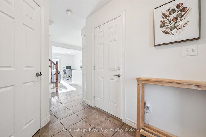 Property Photo: 361 Arkell Road 6 ON N1L 1E5