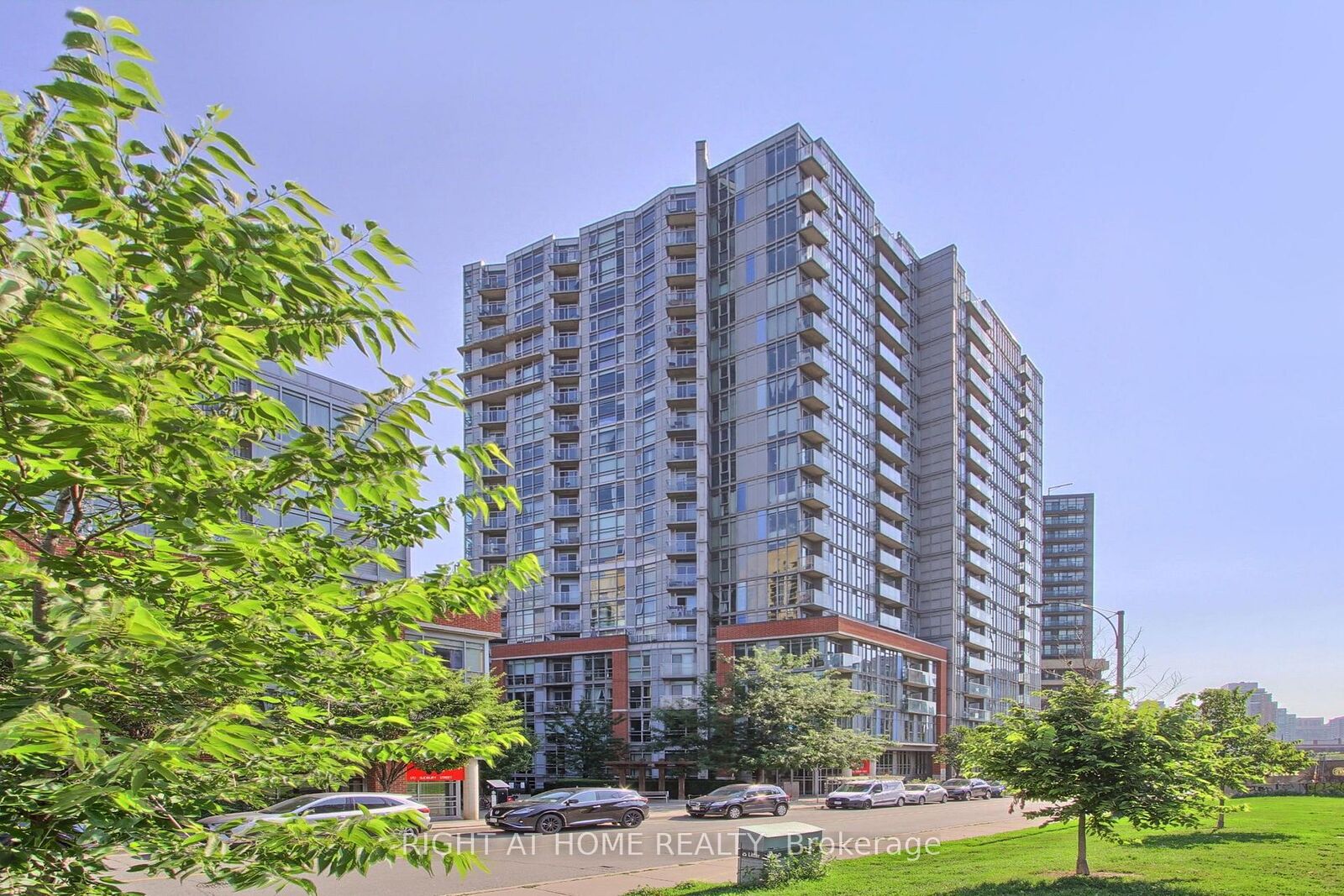 Property Photo:  150 Sudbury Street 610  ON M6J 3S8 