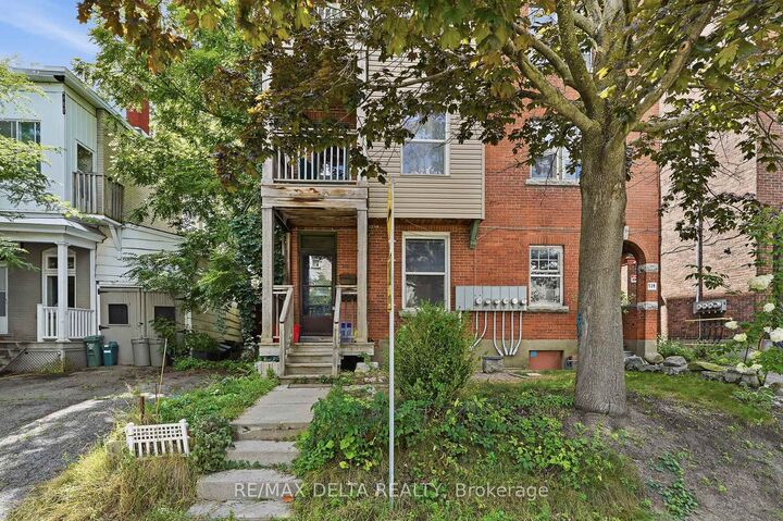 Property Photo:  516 Bay Street 2  ON K1R 6B2 
