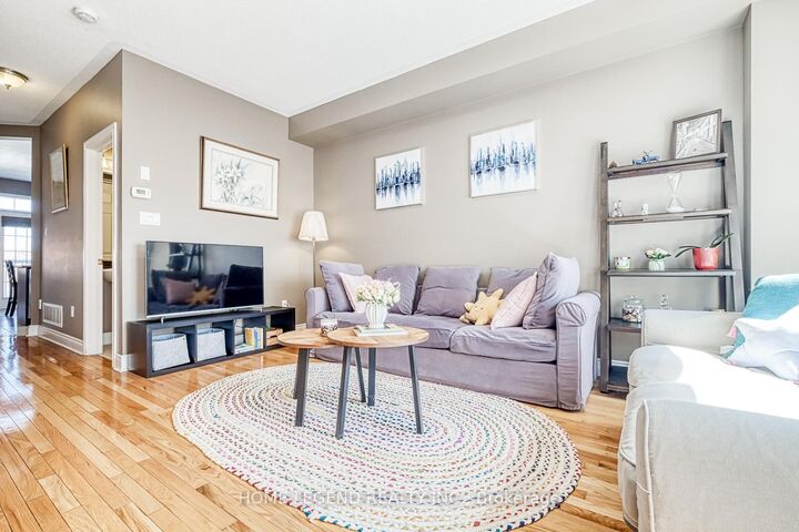 Property Photo: 28 Loring Doolittle Court ON L4G 7Y8