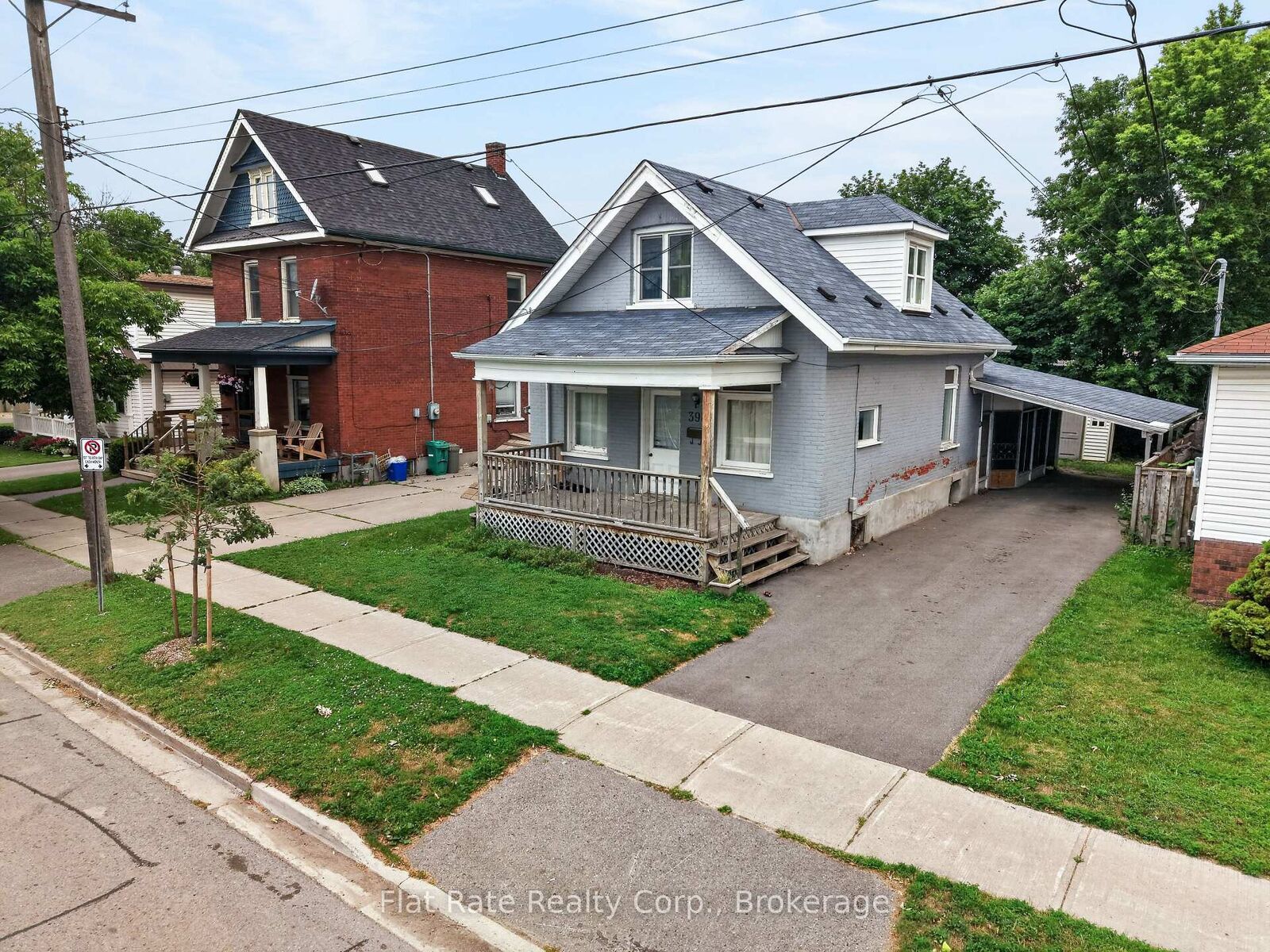 Property Photo:  398 Edison Avenue  ON K9J 4G3 