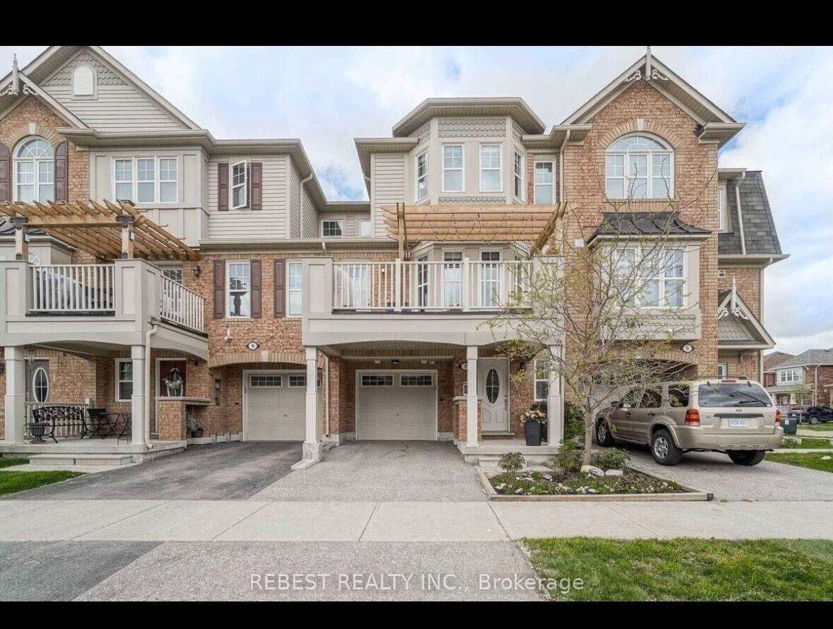 Property Photo:  7 Reichert Court  ON L9T 8R6 