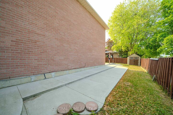 Property Photo: 2 Noel Street ON L3P 5C8