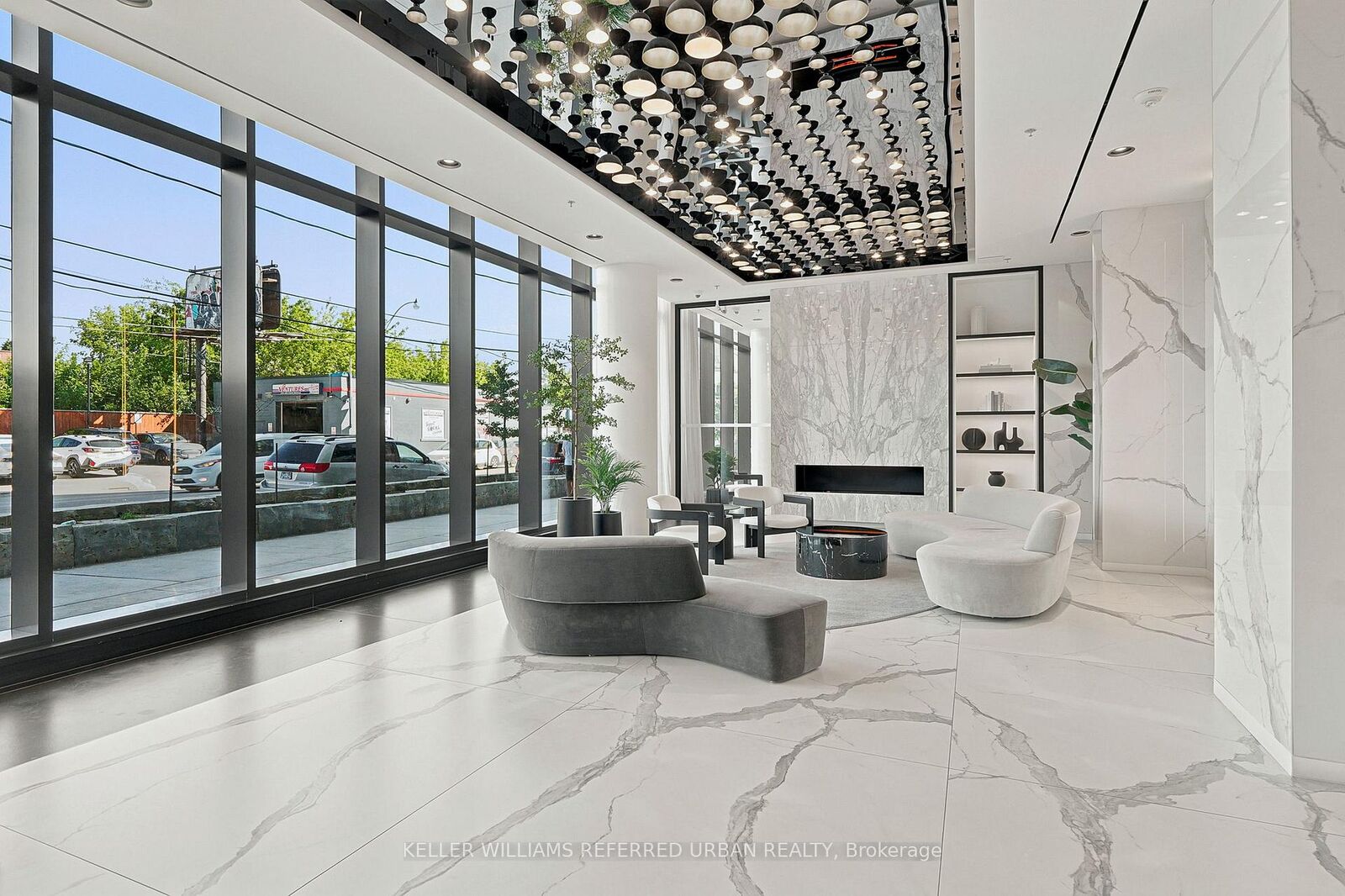 Property Photo:  1285 Dupont Street 1805  ON M6H 0E3 