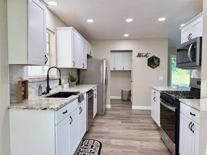 Property Photo:  810048 S Main Street  OK 74824 