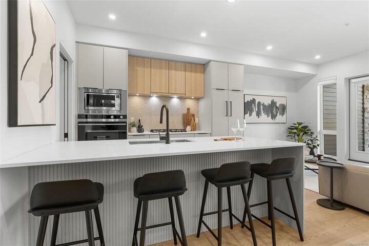Property Photo: 2341 Bear Mountain Pkwy #408 BC V9B 6V1