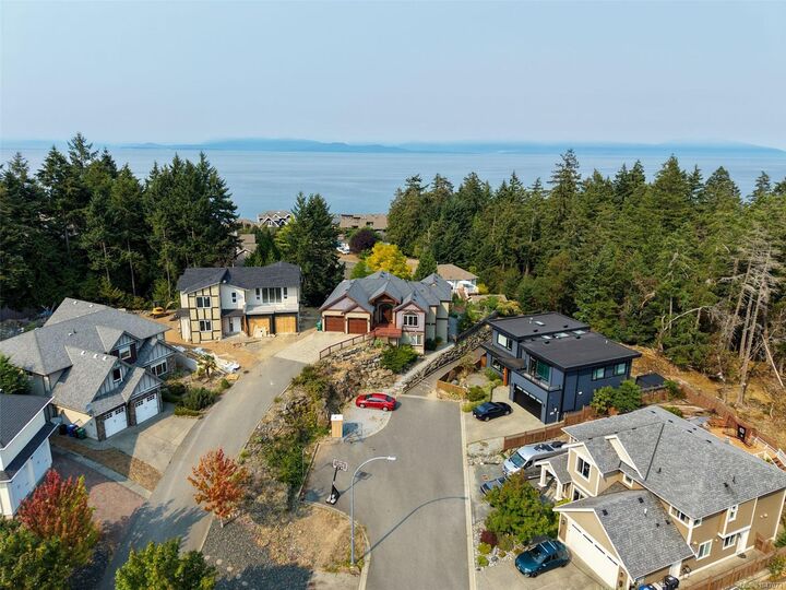 Property Photo: 4819 Whalley Way BC V9V 1W5