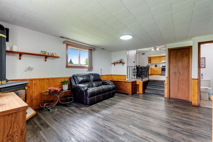Property Photo: 21300 Tecumseh Road ON N0P 2L0