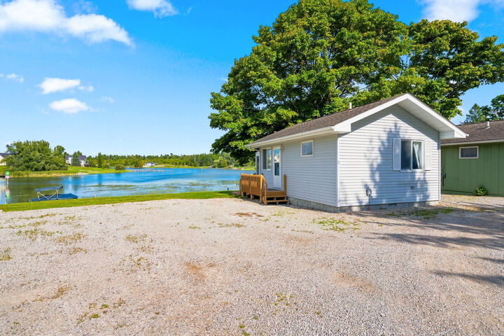 Property Photo:  9452 N M-33 Highway  MI 49721 