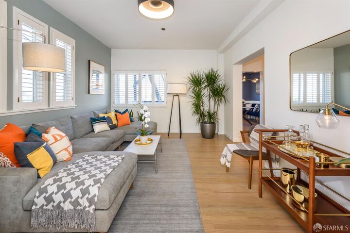 Property Photo:  1 Hoffman Avenue A  CA 94114 