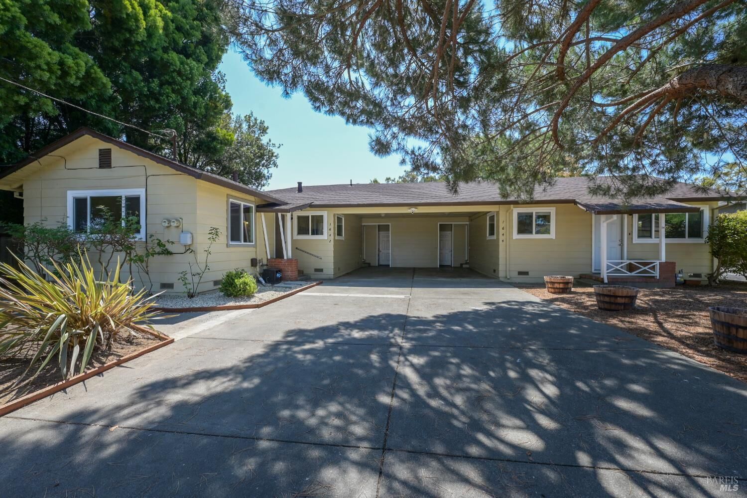 Property Photo: 1642 1644 Jennings Avenue CA 95401