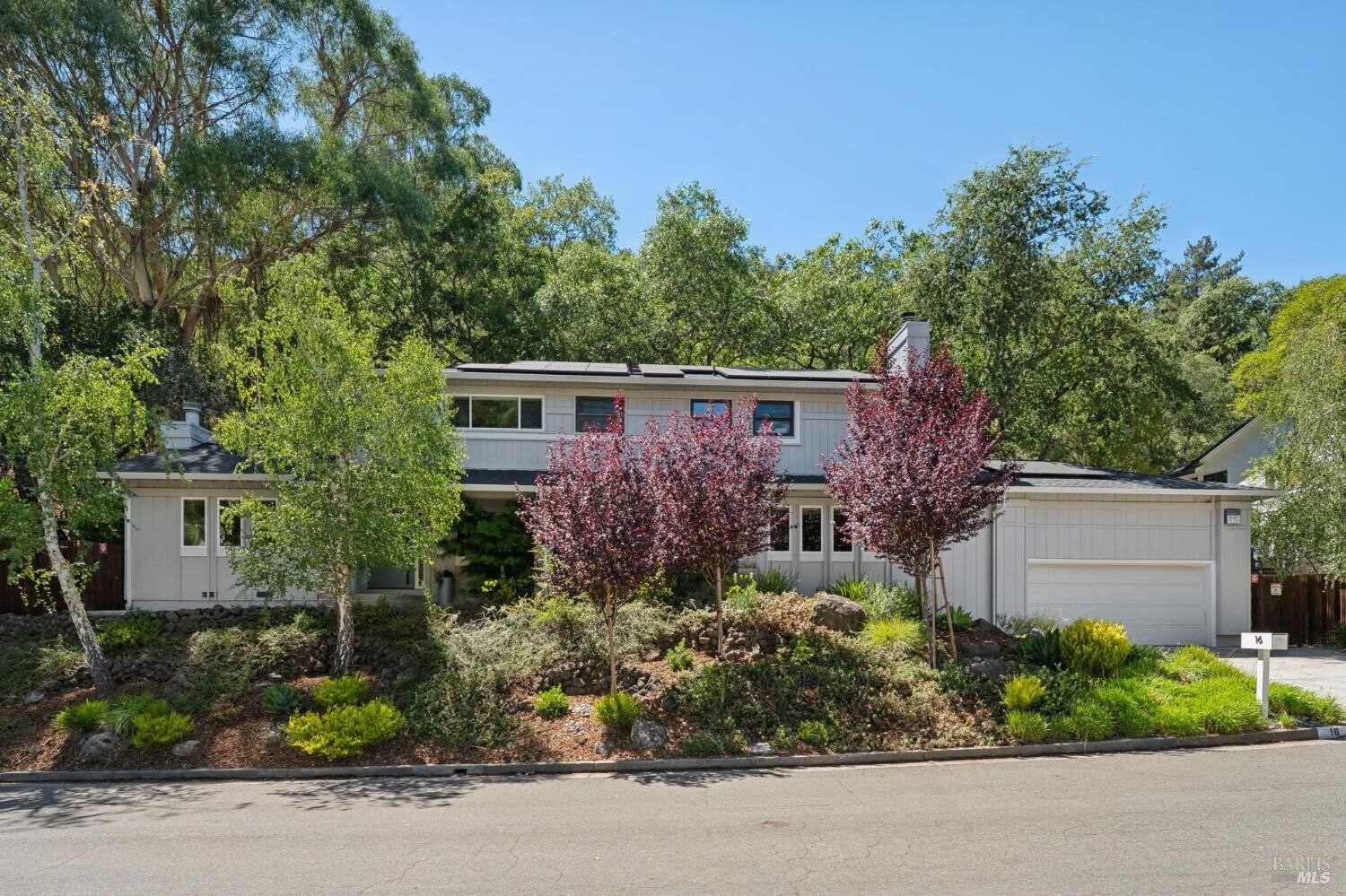 Property Photo:  16 Wentworth Lane  CA 94949 