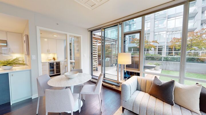 Property Photo: 833 Homer Street 505 BC V6B 0H4