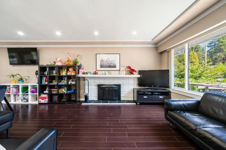 Property Photo: 14940 Kew Drive BC V3R 4Y2