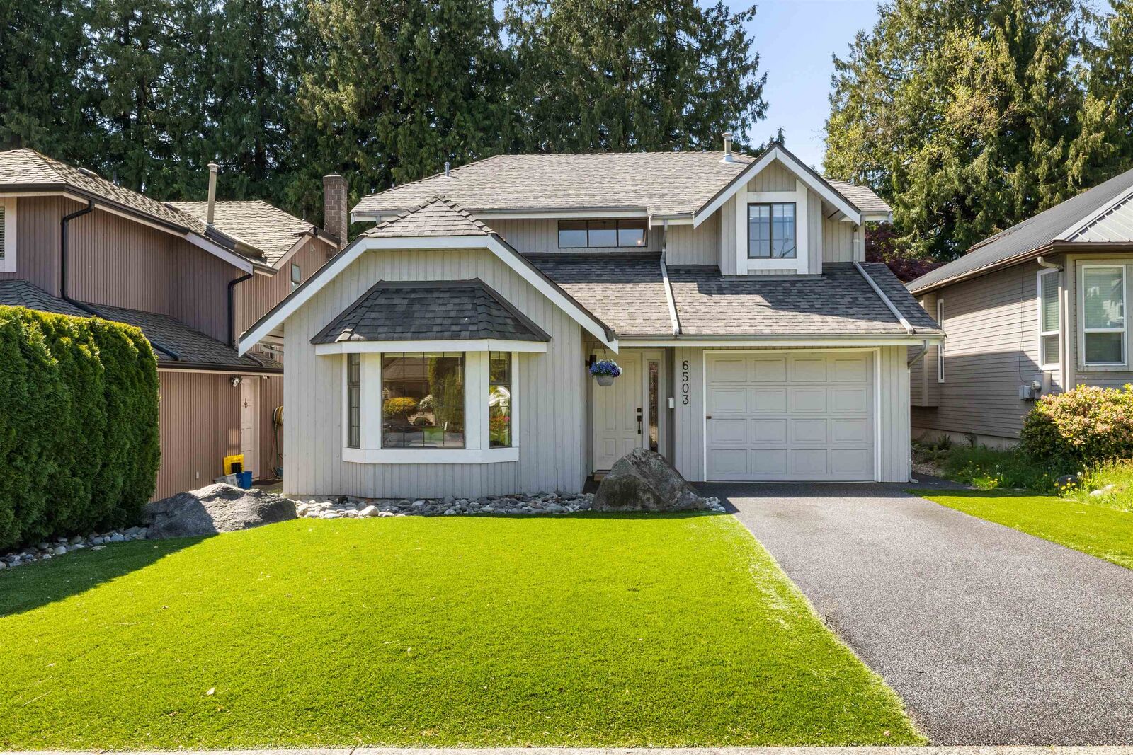Property Photo: 6503 Woodglen Street BC V4E 3G8