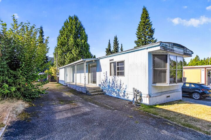 21163 Lougheed Highway 14 — photo 1