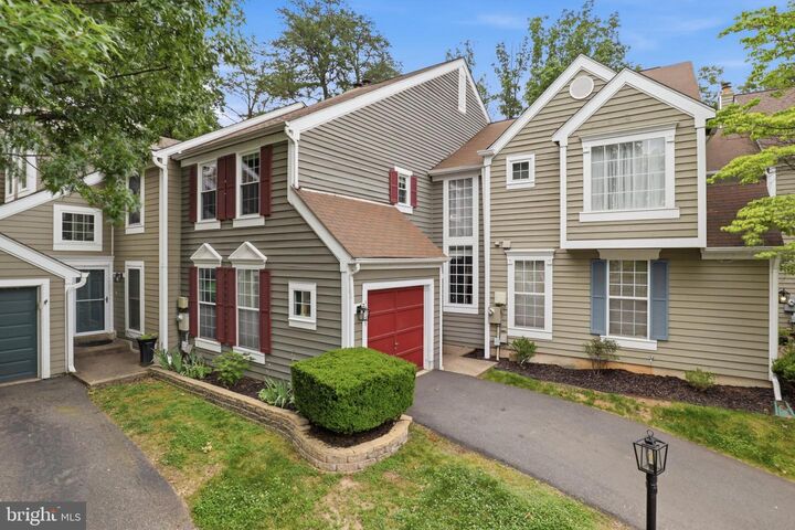 Property Photo:  11757 Arbor Glen Way  VA 20194 