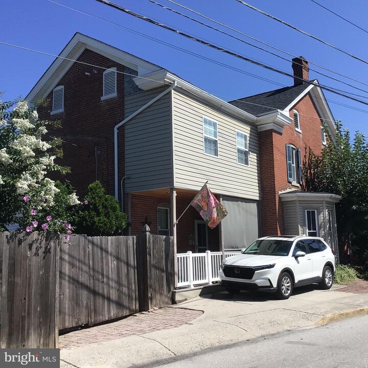 Property Photo:  13 Hanover Street  PA 17350 