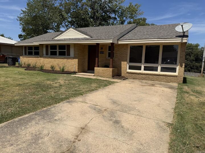 Property Photo: 722 Locust Drive AR 72401