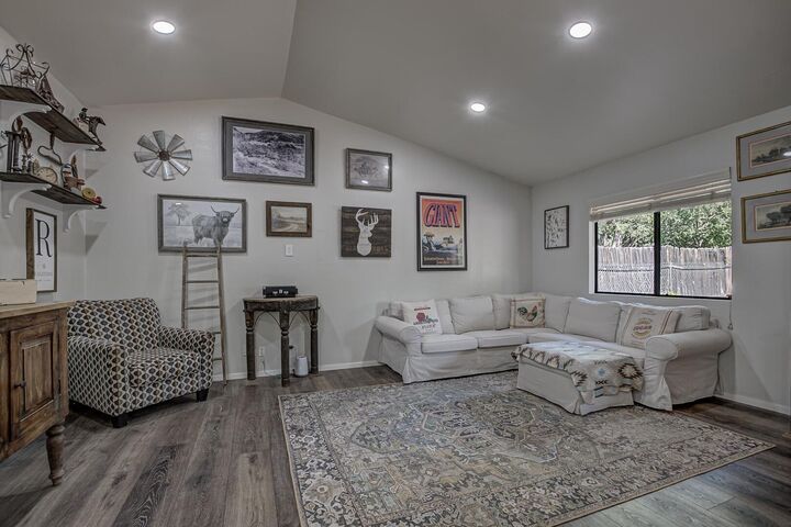 Property Photo: 1426 N Beaver Flat Circle AZ 85541