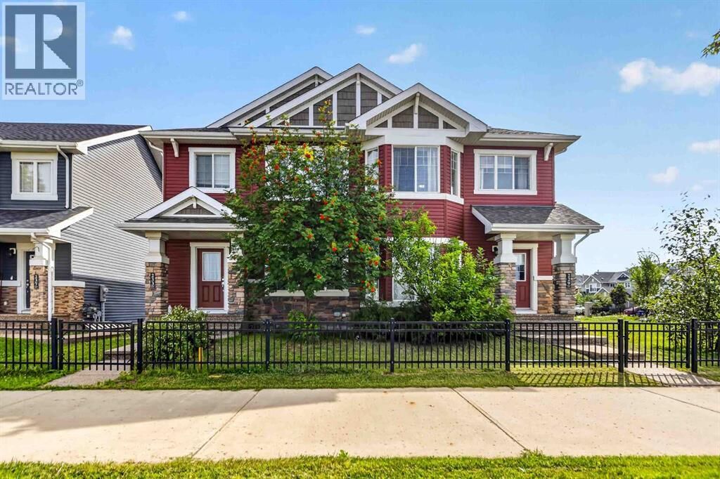 Property Photo:  229 Heritage Drive  AB T9K 0X9 
