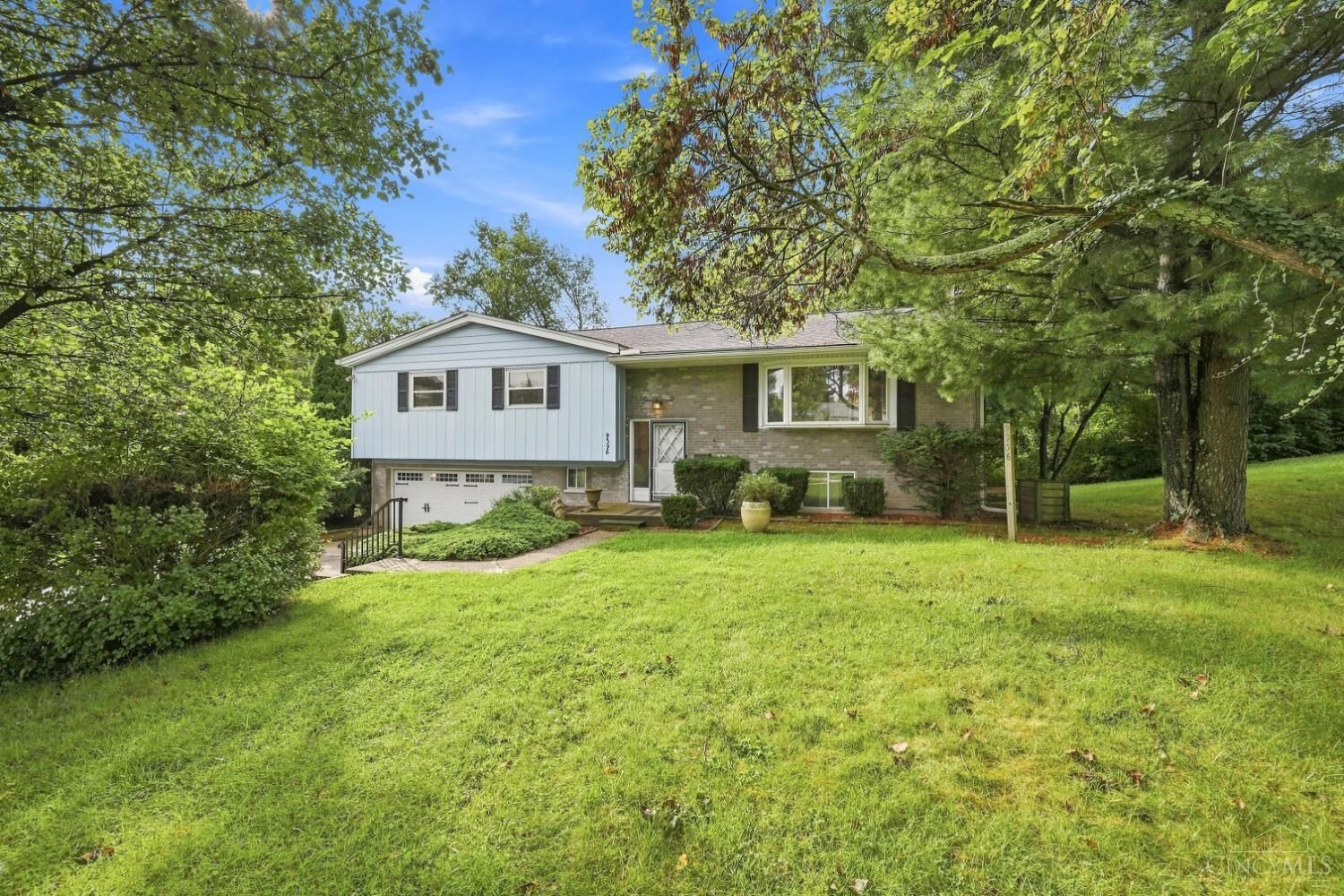 Property Photo: 9396 Ranchill Drive OH 45231