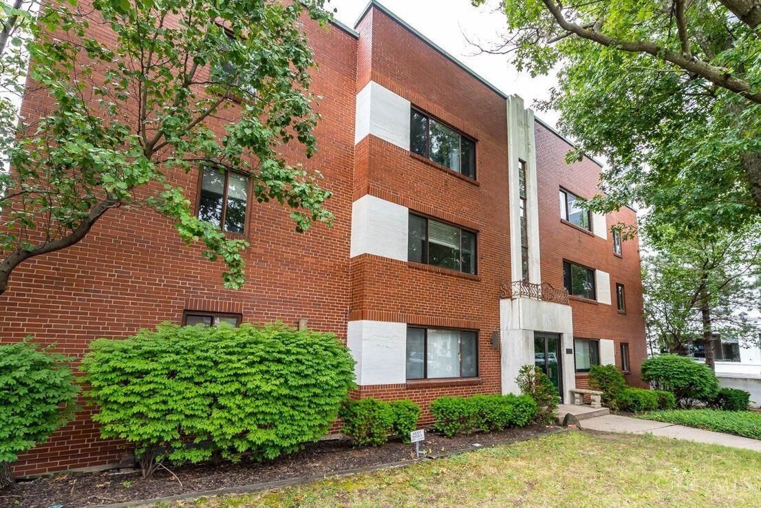 Property Photo:  2210 Victory Parkway  OH 45206 