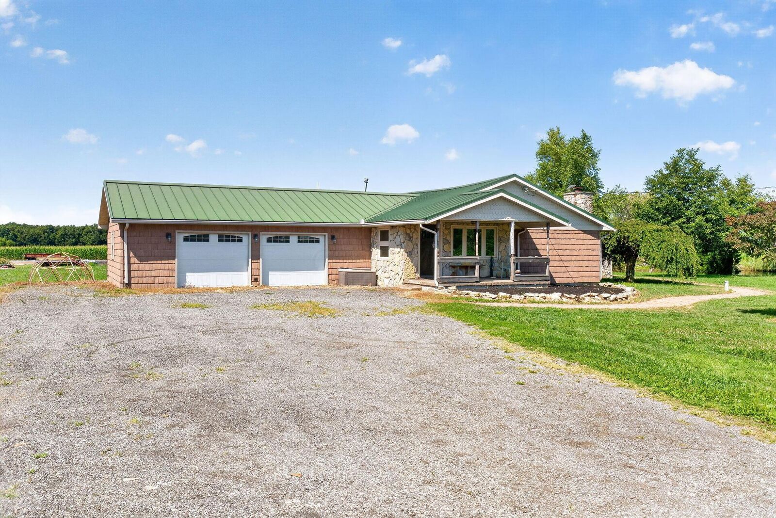 Property Photo: 10418 Wildcat Pike OH 43332