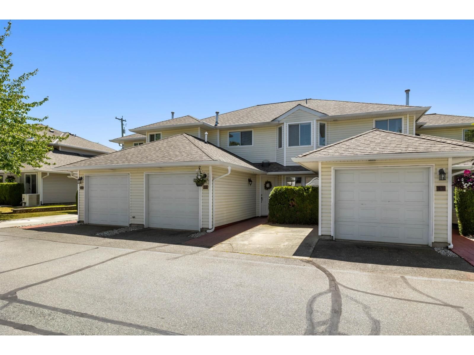 Property Photo:  21928 48 Avenue 18  BC V3A 8H1 