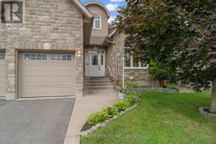 Property Photo: 1309 Andersen Drive ON K7P 0C6