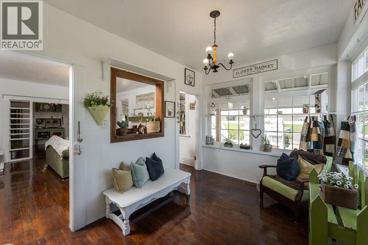 Property Photo: 1787 7th Avenue BC V2K 3P7