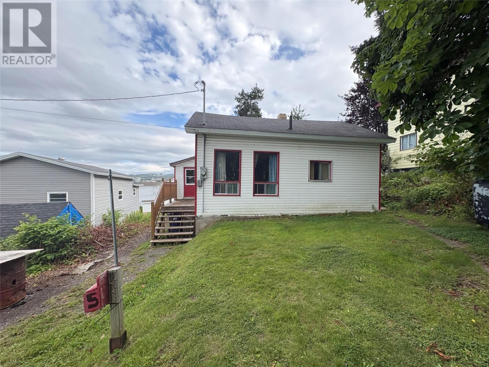 Property Photo:  5 Watsons Road  NL A2H 4H5 