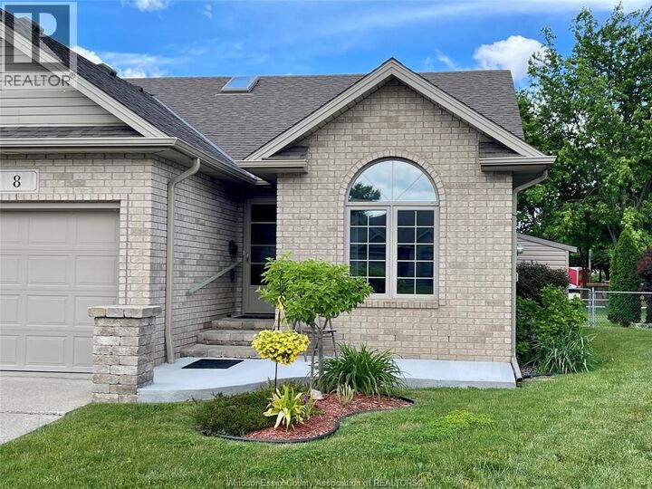 Property Photo:  8 Sand Pebble Crescent  ON N9Y 4B3 